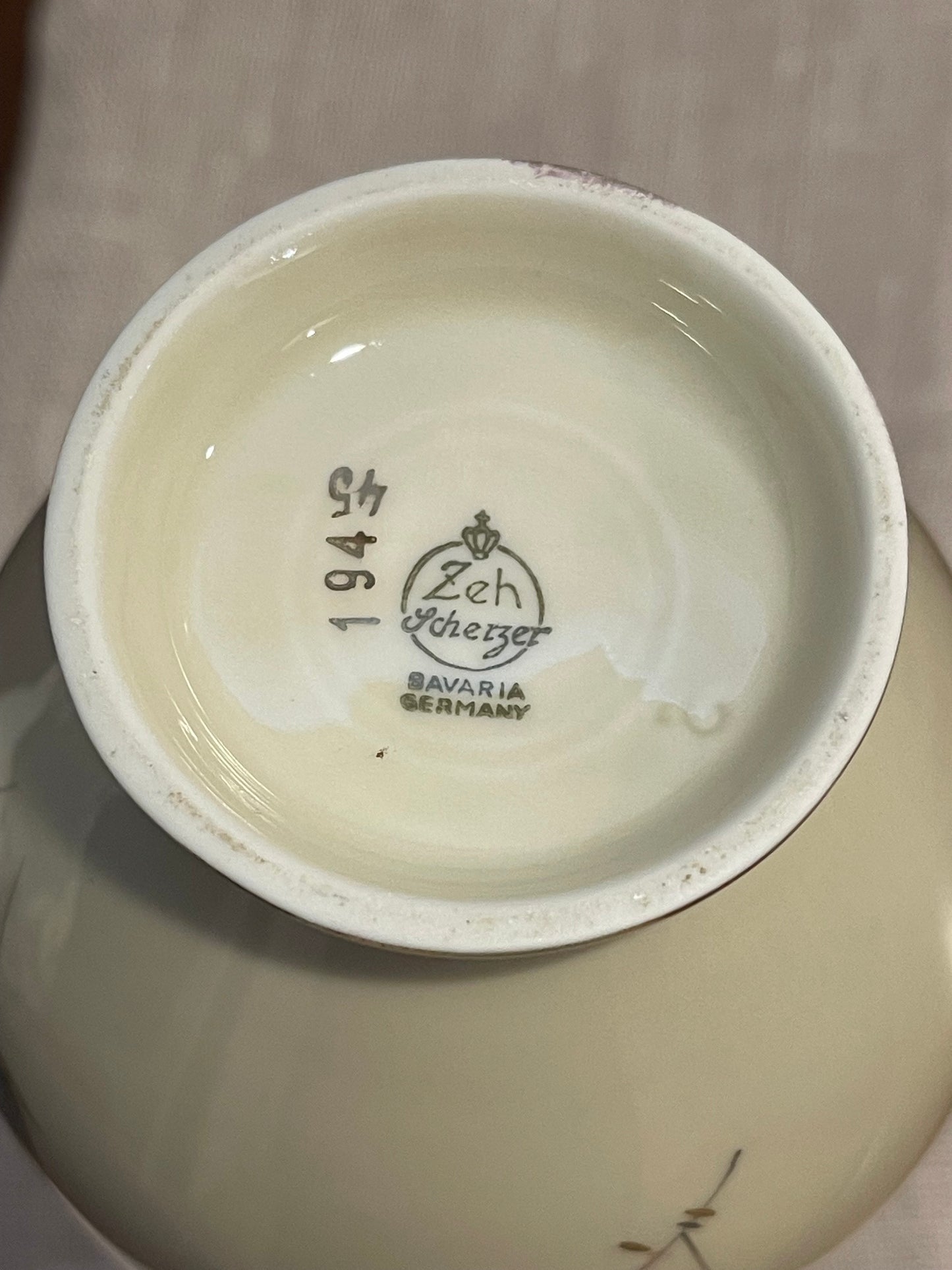 Haus Finds No. 008 - The Bavarian Vase (Made It Through)