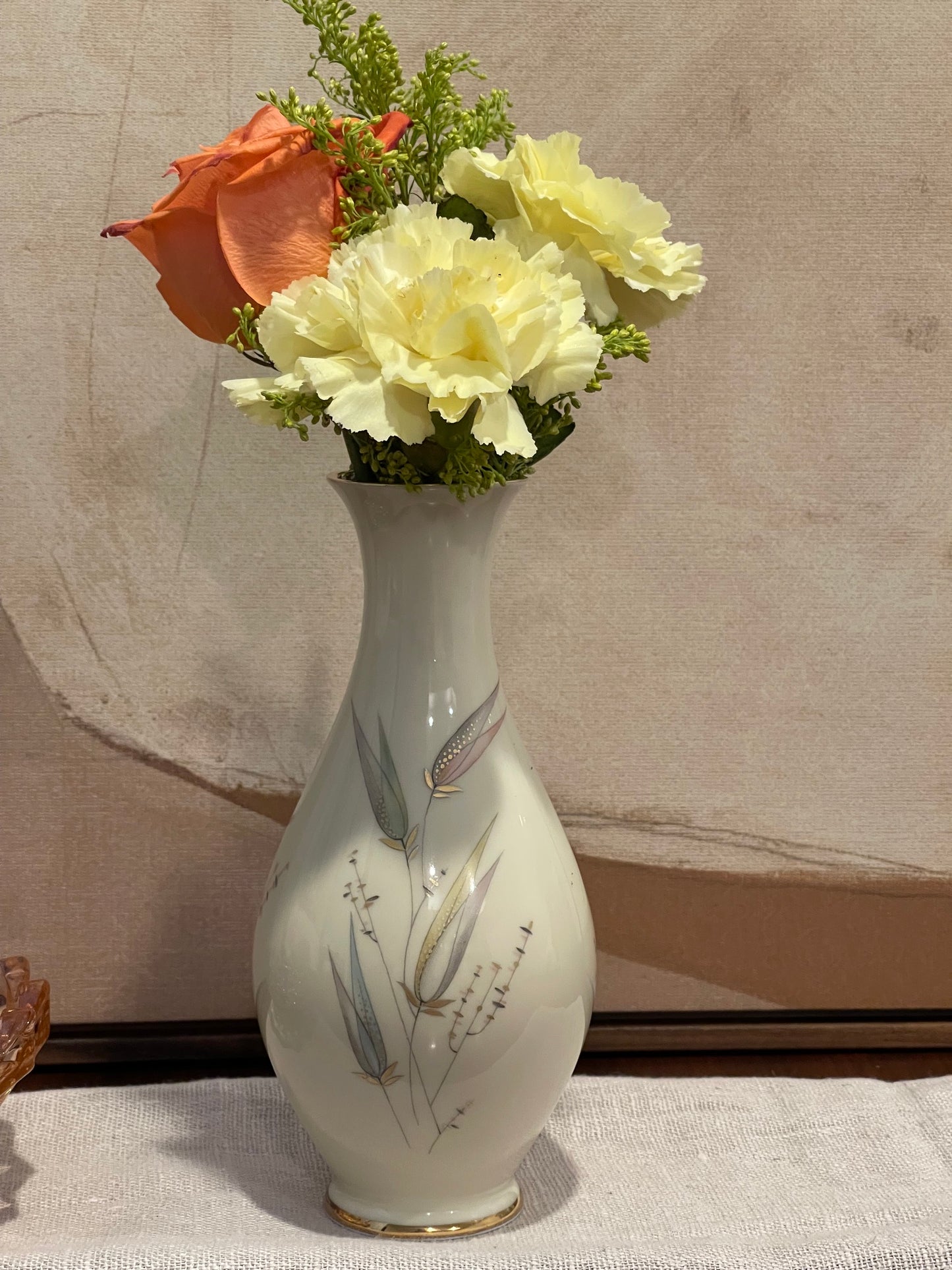 Haus Finds No. 008 - The Bavarian Vase (Made It Through)
